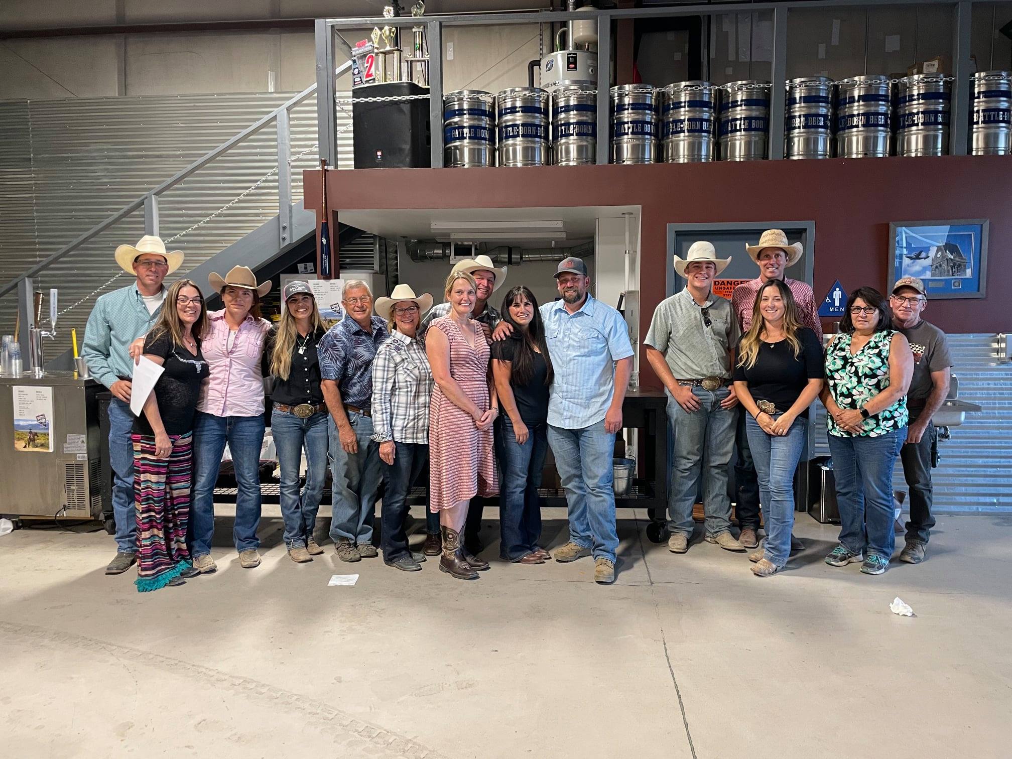 Futurity Class Winners along with Sale and Futurity Hosts Melissa Boerst and Carley Ingram