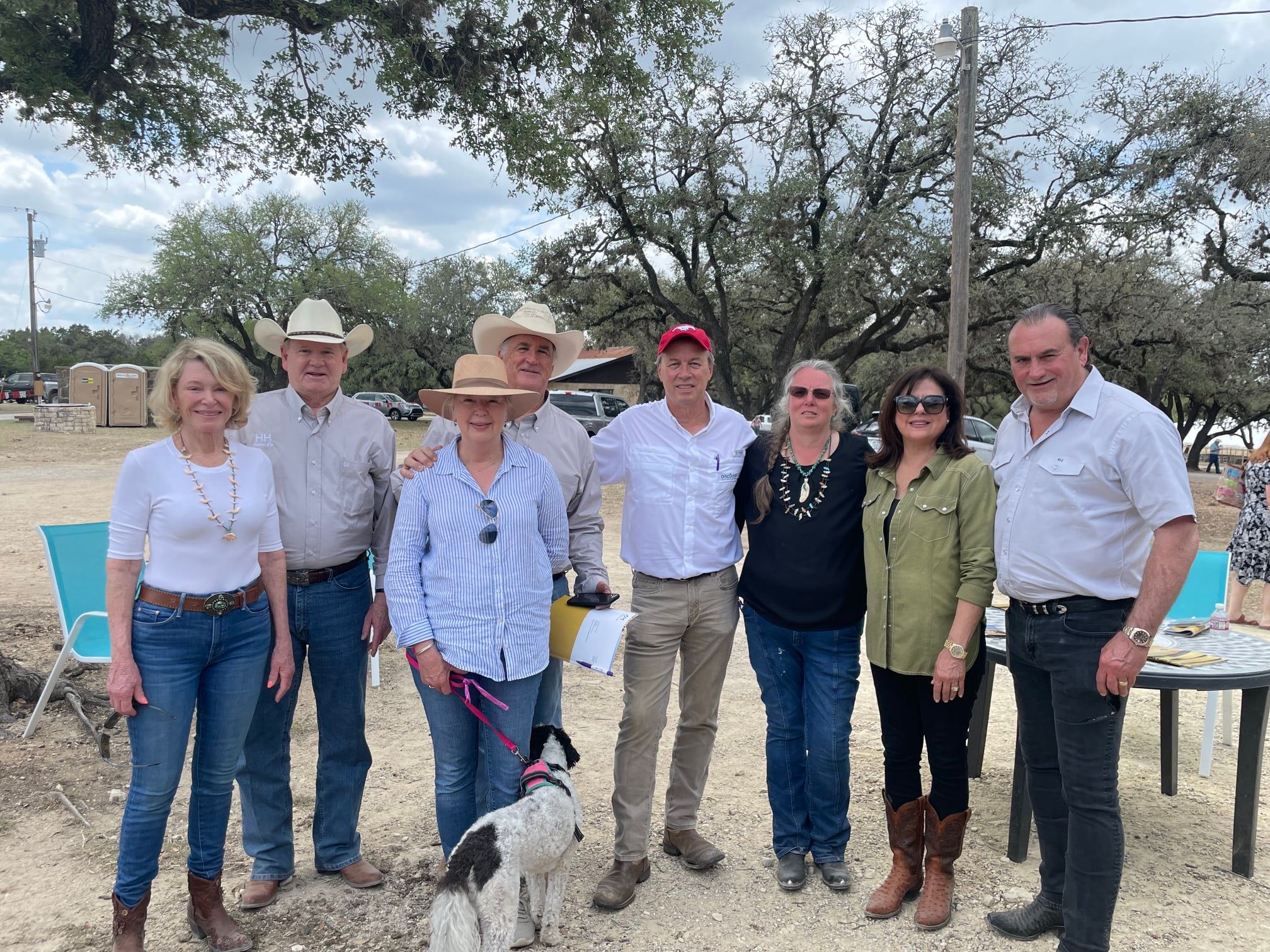 Sale Sponsors and Hired Hand Customers Chad Hutchinson,HH Cattle Co; John & Susie Hever, HL Longhorns- Mike Davis, LM Longhorns; Teresa Sparger, McCombs Ranches; and Sherese & Rex Glendenning, Glendenning Farms