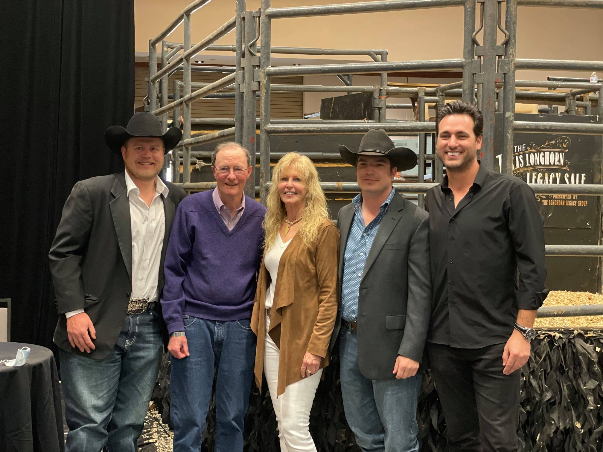 The Longhorn Legacy Group Sale Hosts and Hired Hand customers Chase Vasut, Mike Casey with Fairlea Longhorns, Ann Gravett with G&G Longhorns, Bear Davidson with G&G Longhorns and Lane Craft with Craft Ranch Longhorns