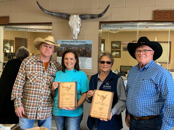 High Lot Buyer and Hired Hand customer Justin McNeese & Andrea McHenry, JHM Longhorns along with High Lot Seller and Hired Hand cusotmer Nancy Dunn, Rollin D Ranch with Sale Host Rick Friedrich High Lot Buyer and Hired Hand customer Justin McNeese & Andrea McHenry, JHM Longhorns along with High Lot Seller and Hired Hand cusotmer Nancy Dunn, Rollin D Ranch with Sale Host Rick Friedrich