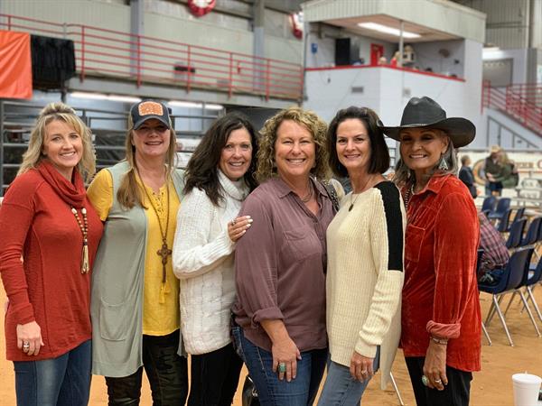 HIred Hand customer Brandi Shukers, Holy Cow Longhorns; Rhonda Poe, 3P Longhorns; Pam Loomis, Loomis Ranch; Cindy Bolen, Bolen Longhorns; Teresa Krause, Circle K Ranch; Toni Stegemoller, TL Longhorns