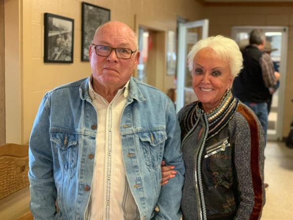 Sale Hosts and Hired Hand customers Bill and Judy Meridith